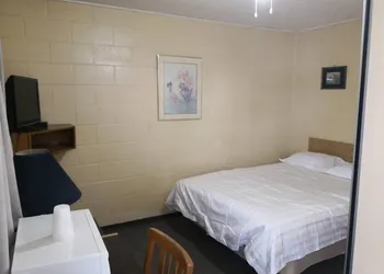 Rainbow Motor Inn hotel thumbnail 3