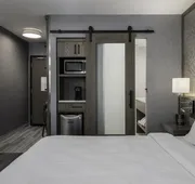 voco Niagara Falls - The Cadence by IHG hotel detail image 5