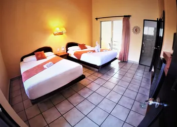 Hotel Lunasol hotel thumbnail 6