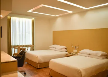 Ramada by Wyndham Mexico City Santa Fe hotel thumbnail 4
