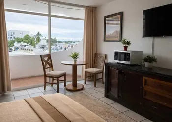 Hotel Zona Dorada hotel thumbnail 5