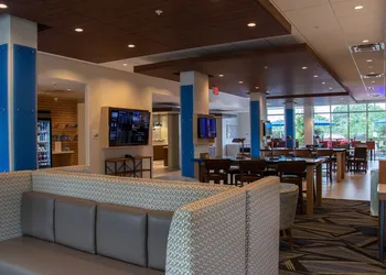 Holiday Inn Express & Suites Tuscaloosa East - Cottondale by IHG hotel thumbnail 3