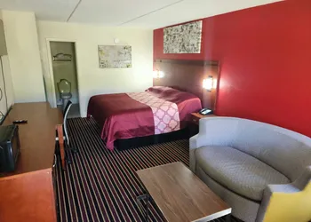 American Inn Chesapeake – Portsmouth hotel thumbnail 3