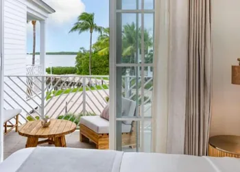 Bayside Villas by Islander Resort hotel thumbnail 5