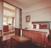 Spinnakers Brewpub & Guesthouses hotel detail image 4