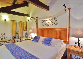 Casavieja hotel thumbnail 4