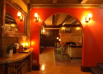 Jackson Court hotel thumbnail 5