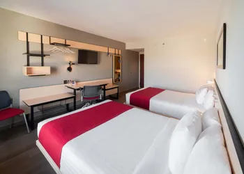 City Express by Marriott Chihuahua hotel thumbnail 6
