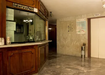 Hotel El Estadio hotel thumbnail 2