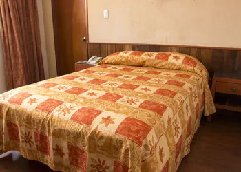 Hotel El Estadio hotel thumbnail 5
