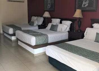 Hotel Confort Plaza & Suite hotel thumbnail 4