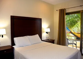 Hotel Playa la Media Luna, Isla Mujeres hotel thumbnail 6