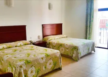 Caracol Plaza hotel thumbnail 8