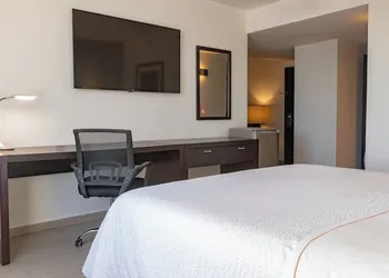 Fiesta Inn Express Tepic hotel thumbnail 5