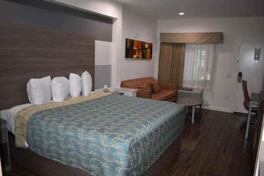 Grand Villa Inn & Suites - Humble hotel detail image 2