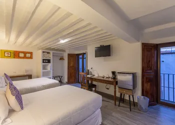 La Morada hotel thumbnail 5