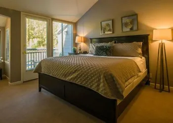 The Inn Above Oak Creek hotel thumbnail 7