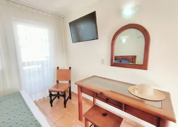 Rosita Hotel hotel thumbnail 5