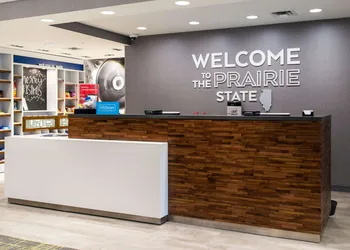 Hampton Inn Paris hotel thumbnail 6