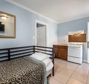 Boardwalk Hotel Charlee & Beach House Rentals hotel detail image 5