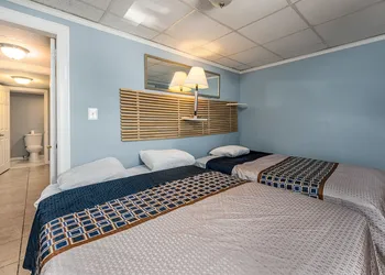Boardwalk Hotel Charlee & Beach House Rentals hotel thumbnail 8