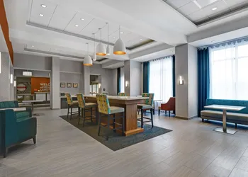 Hampton Inn & Suites by Hilton Belleville hotel thumbnail 5