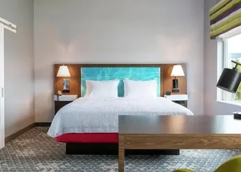 Hampton Inn & Suites by Hilton Belleville hotel thumbnail 8