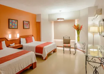 Hotel Loma Real hotel thumbnail 4