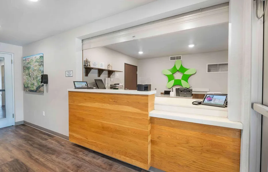 Extended Stay America Select Suites Melbourne West Melbourne hotel detail image 2