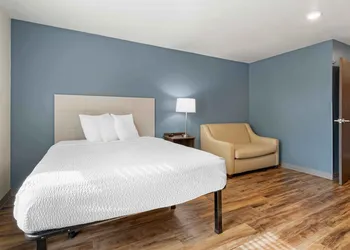 Extended Stay America Select Suites Melbourne West Melbourne hotel thumbnail 4