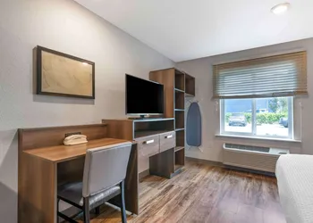Extended Stay America Select Suites Melbourne West Melbourne hotel thumbnail 7