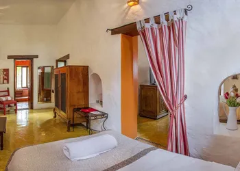 Hacienda Santa Cruz hotel thumbnail 2
