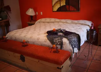 Las Jaras hotel thumbnail 2