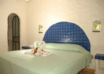 Puerta Del Mar Hotel hotel thumbnail 2