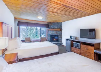 Eagle Ridge Resort at Lutsen Mountains hotel thumbnail 7