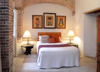 Hotel Los Arcos hotel thumbnail 7