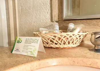 Howard Johnson by Wyndham Veracruz hotel thumbnail 8