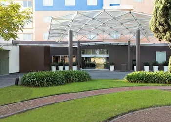 Courtyard Toluca Tollocan hotel thumbnail 2