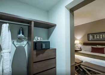 Square Small Luxury Hotel - Nuevo Consulado hotel thumbnail 5