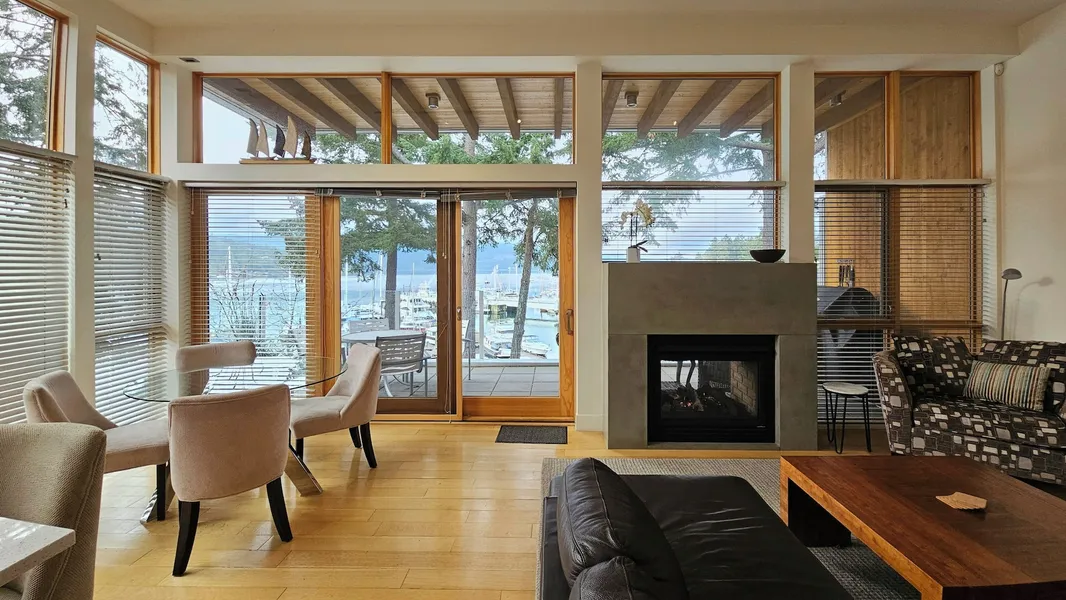 Brentwood Bay Resort hotel detail image 6