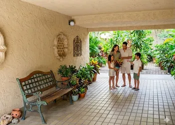 Hotel La Villa de Zaragoza hotel thumbnail 2
