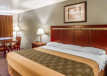 Rodeway Inn Prescott hotel thumbnail 5