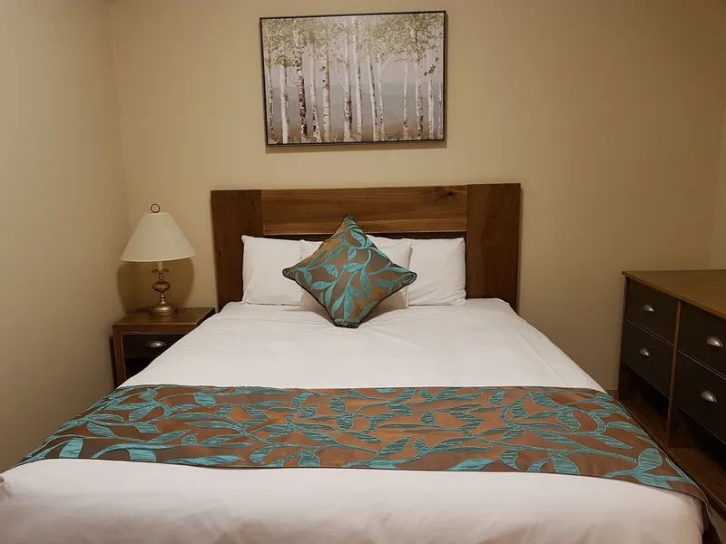 Sunset Resorts Canmore and Spa hotel detail image 6