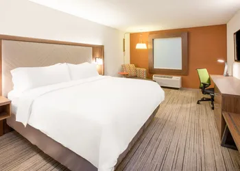 Holiday Inn Express & Suites Blythe by IHG hotel thumbnail 5
