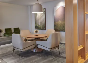 Fairfield Inn & Suites by Marriott Chicago O'Hare hotel thumbnail 3