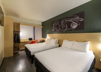 ibis Queretaro hotel thumbnail 8