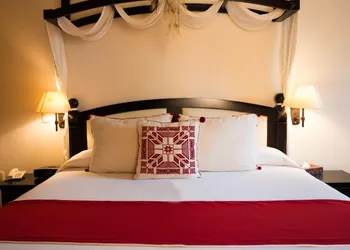 El Chante Spa Hotel hotel thumbnail 4