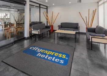 City Express by Marriott Oaxaca hotel thumbnail 4