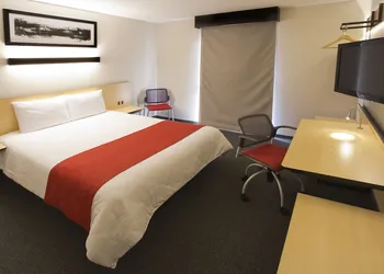 City Express by Marriott Oaxaca hotel thumbnail 8