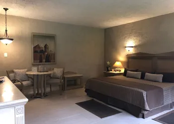 Suites Layfer cocineta room y hotel Cordoba Veracruz Mexico hotel thumbnail 6